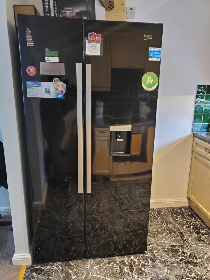Lovely 2 Bed Flat/Apt In East London- Nice Estate. سوفيريتو المظهر الخارجي الصورة