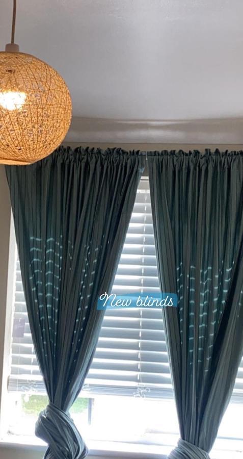 Lovely 2 Bed Flat/Apt In East London- Nice Estate. سوفيريتو المظهر الخارجي الصورة