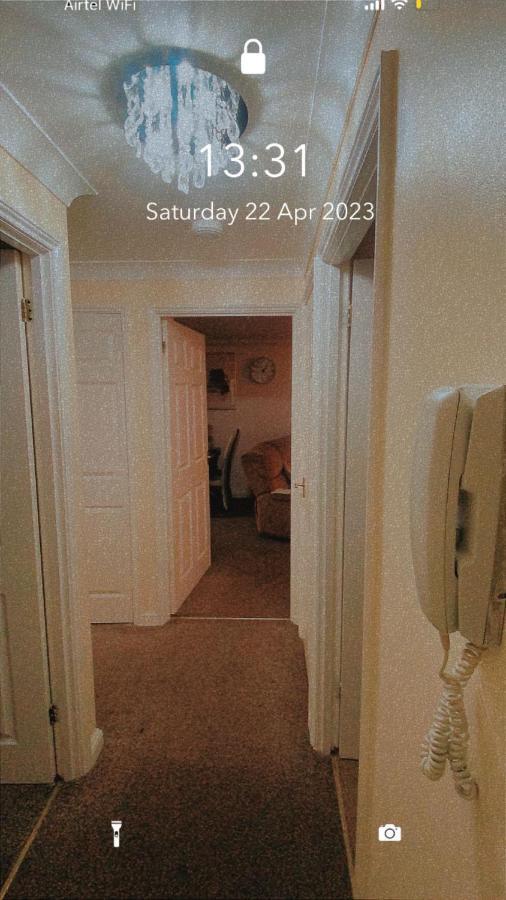 Lovely 2 Bed Flat/Apt In East London- Nice Estate. سوفيريتو المظهر الخارجي الصورة